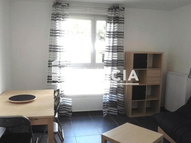 Grenoble студия