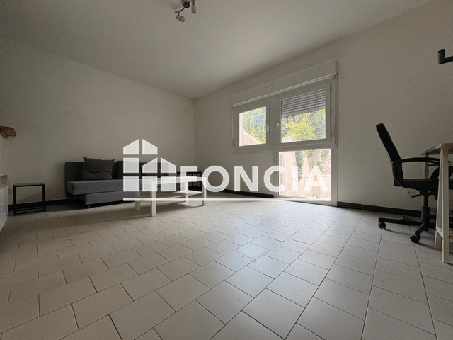 Apartamento Nîmes - 
