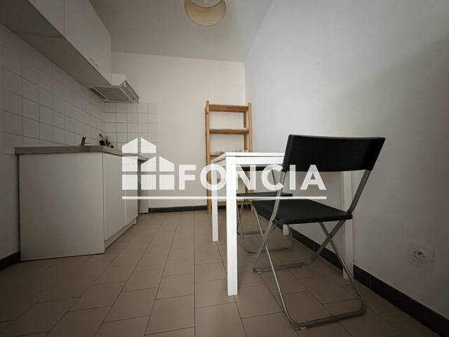 Apartment Nîmes - 