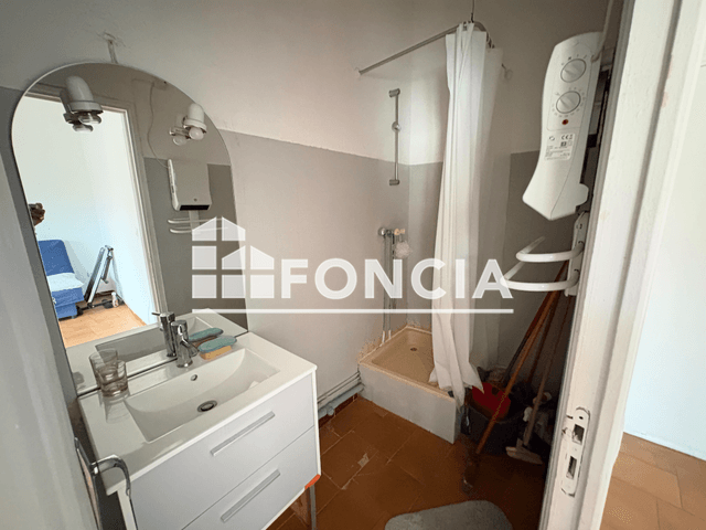Apartamento Nîmes - 