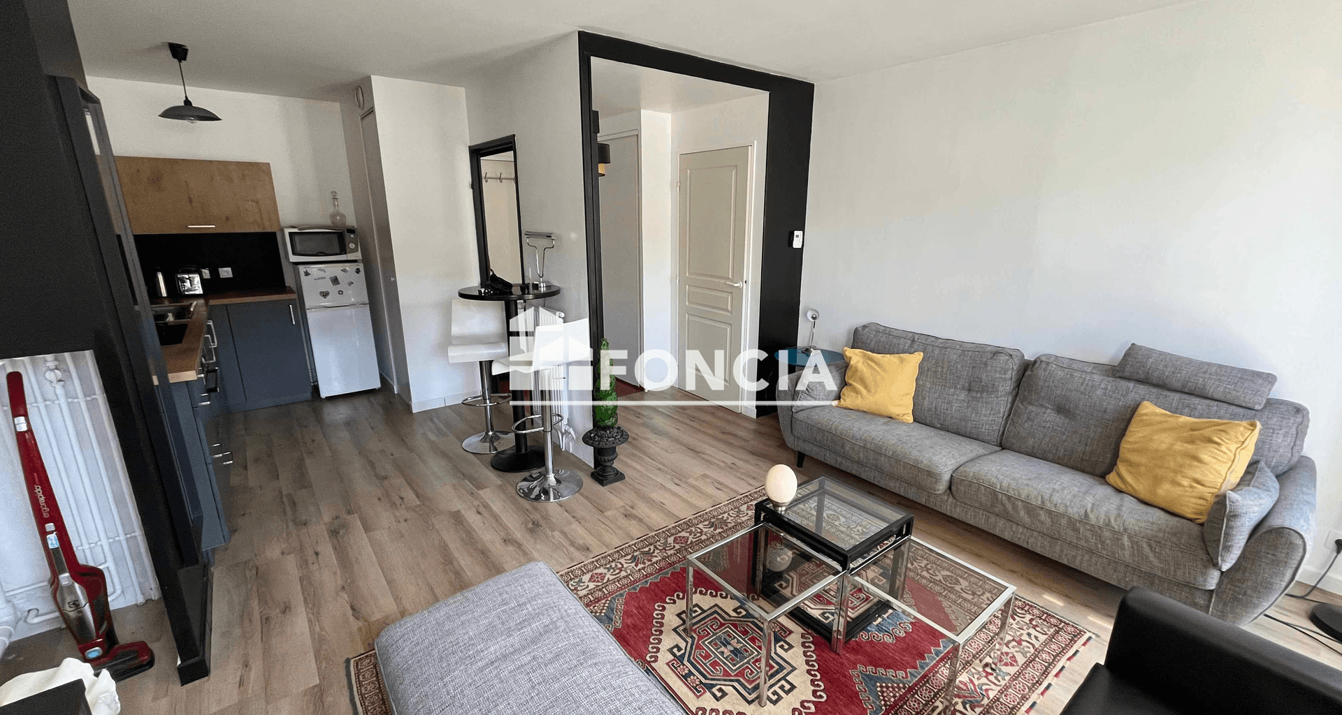 Wohnung Tours - 