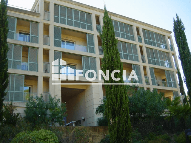 Apartment Nîmes - 