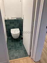 Apartment Suresnes - Toilet