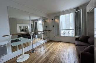 France Parigi 18° monolocale