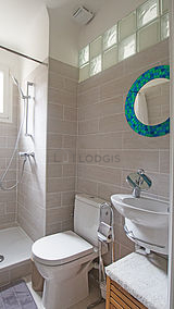 Apartment Paris 19° - Bathroom