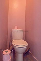House  - Toilet 2