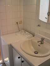 Apartment Paris 17° - Bathroom