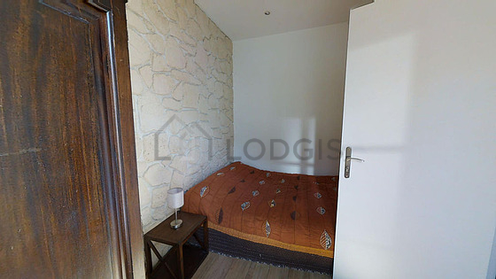 Bedroom with windows