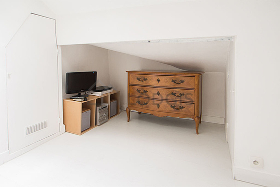Living room with windows