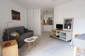 France パリ 20区 ワンルーム