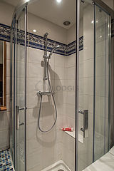 Appartement Paris 6° - Salle de bain