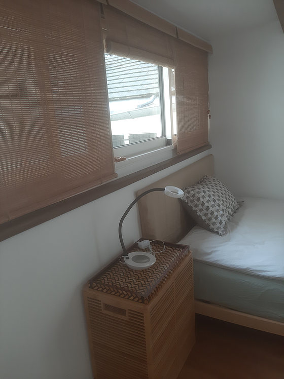 Chambre donnant sur cour