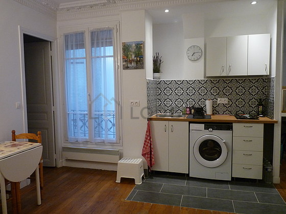 Great kitchen of 5m² with tile floor