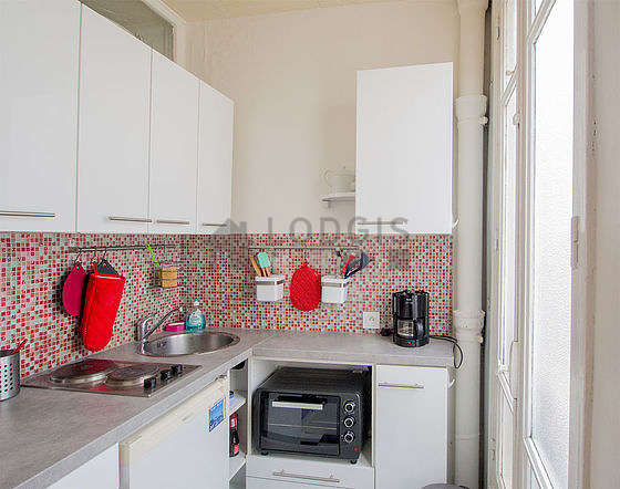 Great kitchen of 4m² with tilefloor