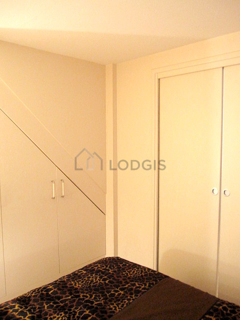 Chambre très calme pour 2 personnes équipée de 1 lit(s) de 140cm