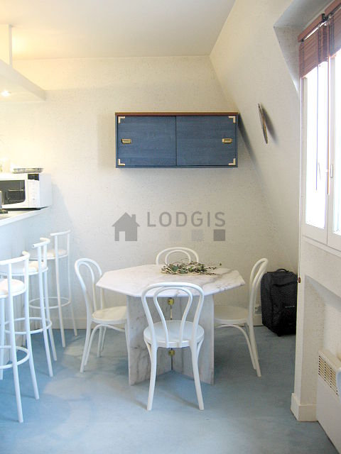 Appartement Paris 8° - 