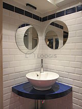 Apartment Paris 4° - Bathroom