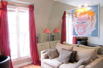 Studio Paris 8° Saint Lazare