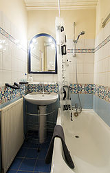 Apartment Paris 1° - Bathroom