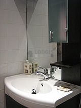 Apartment Paris 11° - Bathroom