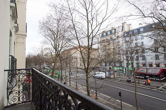 Beau séjour calme et lumineux d'un appartement à Paris