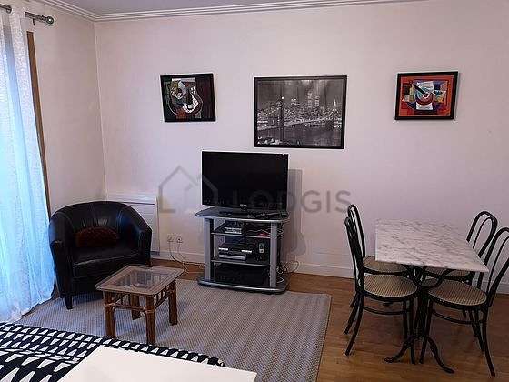 Very quiet living room furnished with 1 sofabed(s) of 140cm, tv, hi-fi stereo, 1 armchair(s)