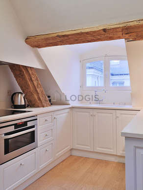 Great kitchen of 3m² with woodenfloor