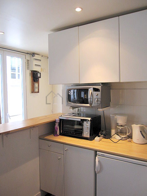 Bright kitchen