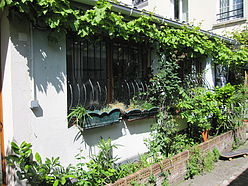 Apartment Paris 20° - Living room