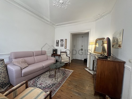 Living room furnished with 1 sofabed(s) of 140cm, tv, 2 armchair(s)