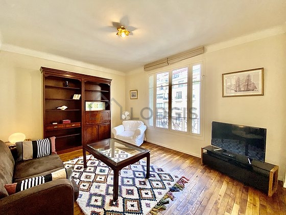 Rental apartment 2 bedroom with elevator Paris 16° (Avenue Paul Doumer ...