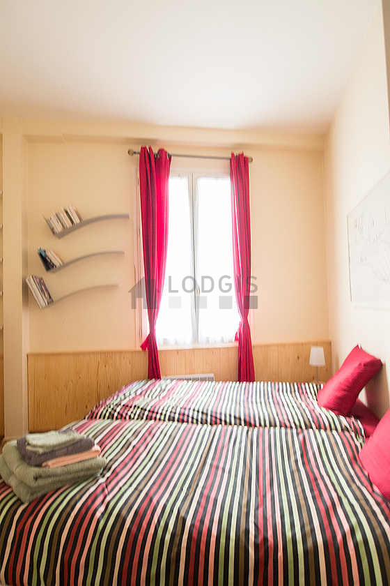 Chambre calme pour 2 personnes équipée de 2 lit(s) de 90cm