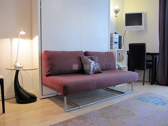 Beau séjour calme et lumineux d'un appartement à Paris