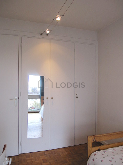 Chambre calme pour 2 personnes équipée de 1 matelas de 80cm, 1 lit(s) de 80cm