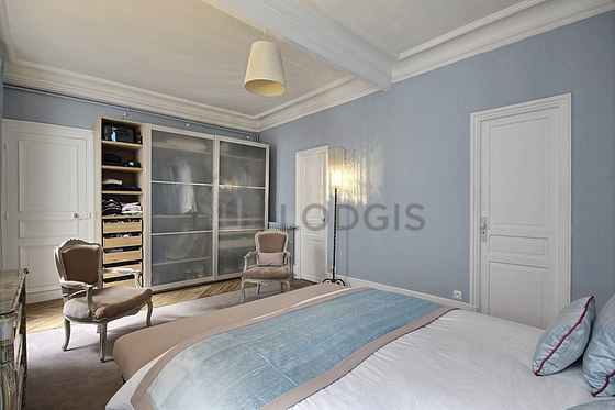 Bedroom with windows facing the courtyard