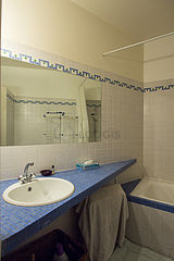 Apartment Paris 17° - Bathroom