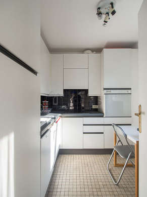 Beautiful kitchen of 6m² with tilefloor