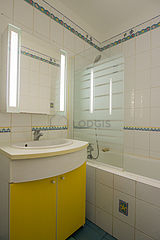 Apartment Paris 20° - Bathroom