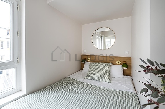 Beau séjour très calme et lumineux d'un appartement à Paris