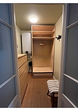 Apartment Paris 20° - Dressing room