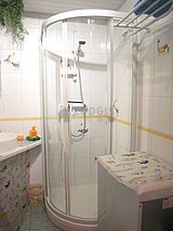 Apartment Paris 10° - Bathroom