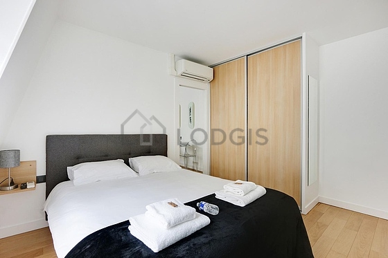 Chambre très calme pour 2 personnes équipée de 1 lit(s) de 160cm
