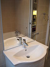 Appartement Paris 6° - Salle de bain