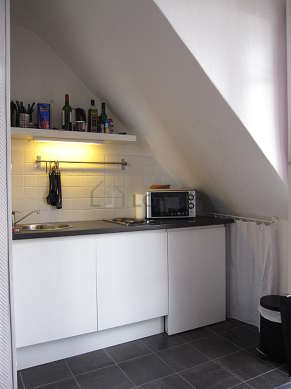 Kitchen equipped with dishwasher, hob, refrigerator, freezer