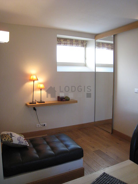 Beau séjour calme et lumineux d'un appartement à Paris