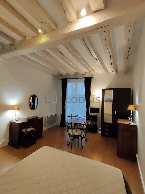 Appartamento Parigi 4° - 