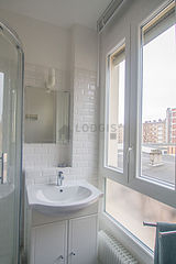 Apartment Paris 18° - Bathroom