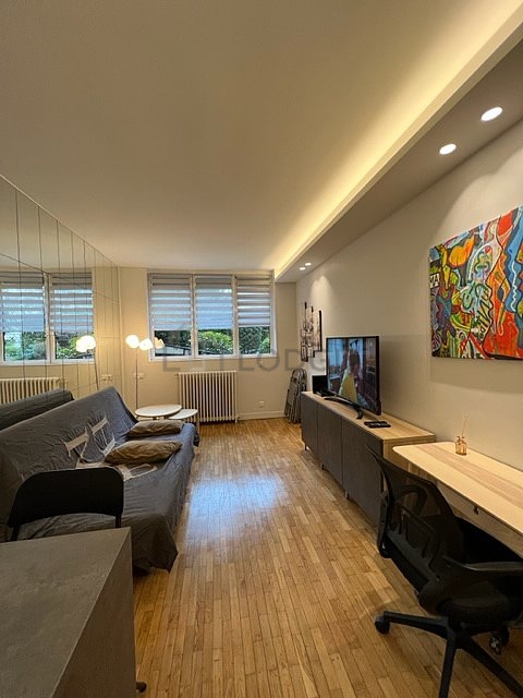 Séjour calme d'un appartement à Paris