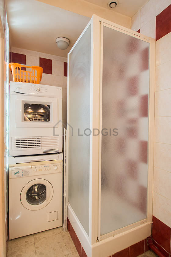 Pleasant bathroom with marble floor