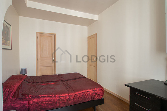 Bedroom for 2 persons equipped with 1 bed(s) of 160cm